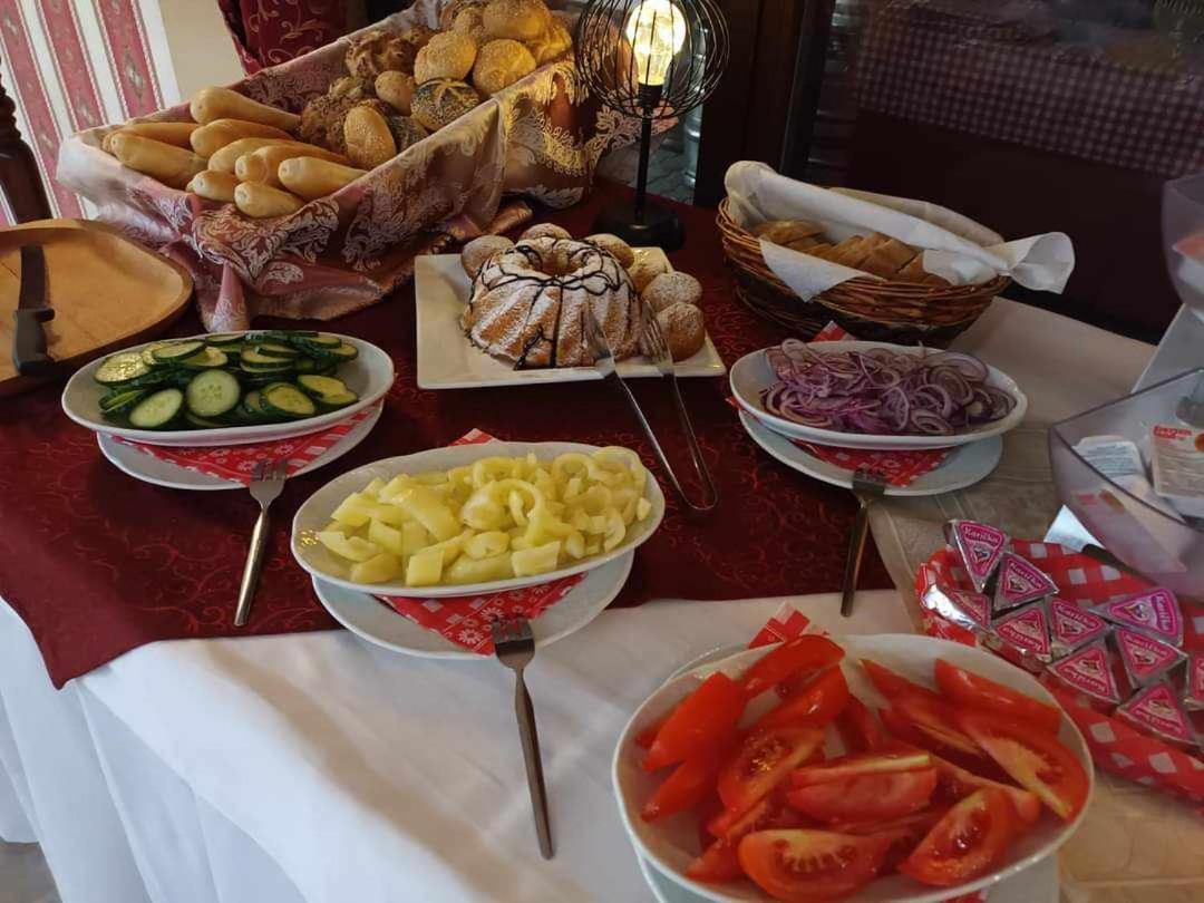 Penzion Helene Veľký Meder المظهر الخارجي الصورة
